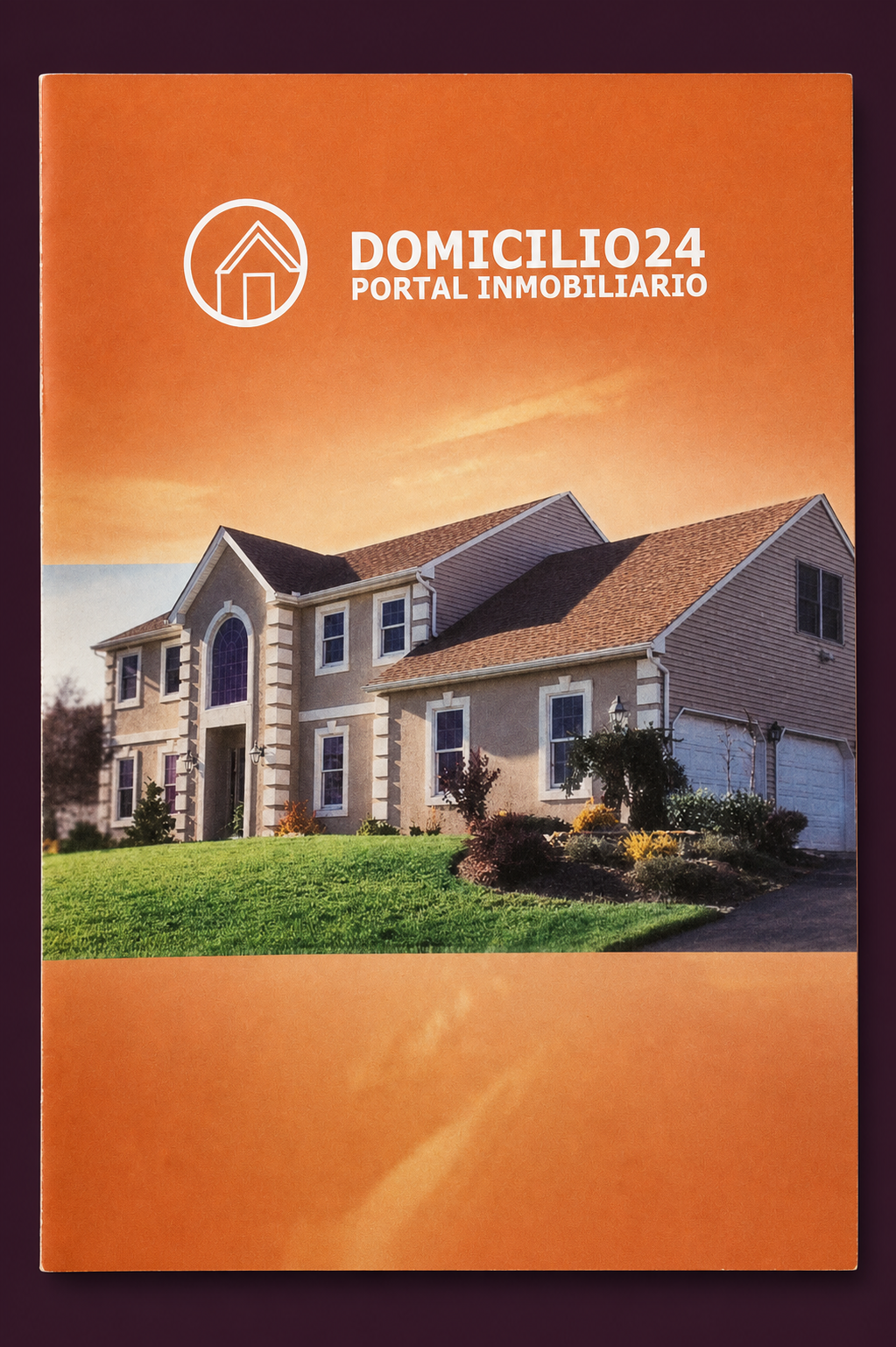 Historische Domicilio24-Broschüre mit dem Schriftzug Portal Inmobiliario